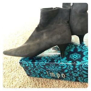 Impo Grey Boots 9.5 EUC